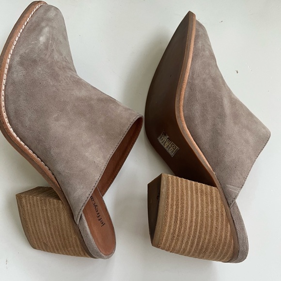 Jeffrey Campbell Mules slides Favela-2 beige 8.5 block heel pointy toe Worn Once - Picture 6 of 9